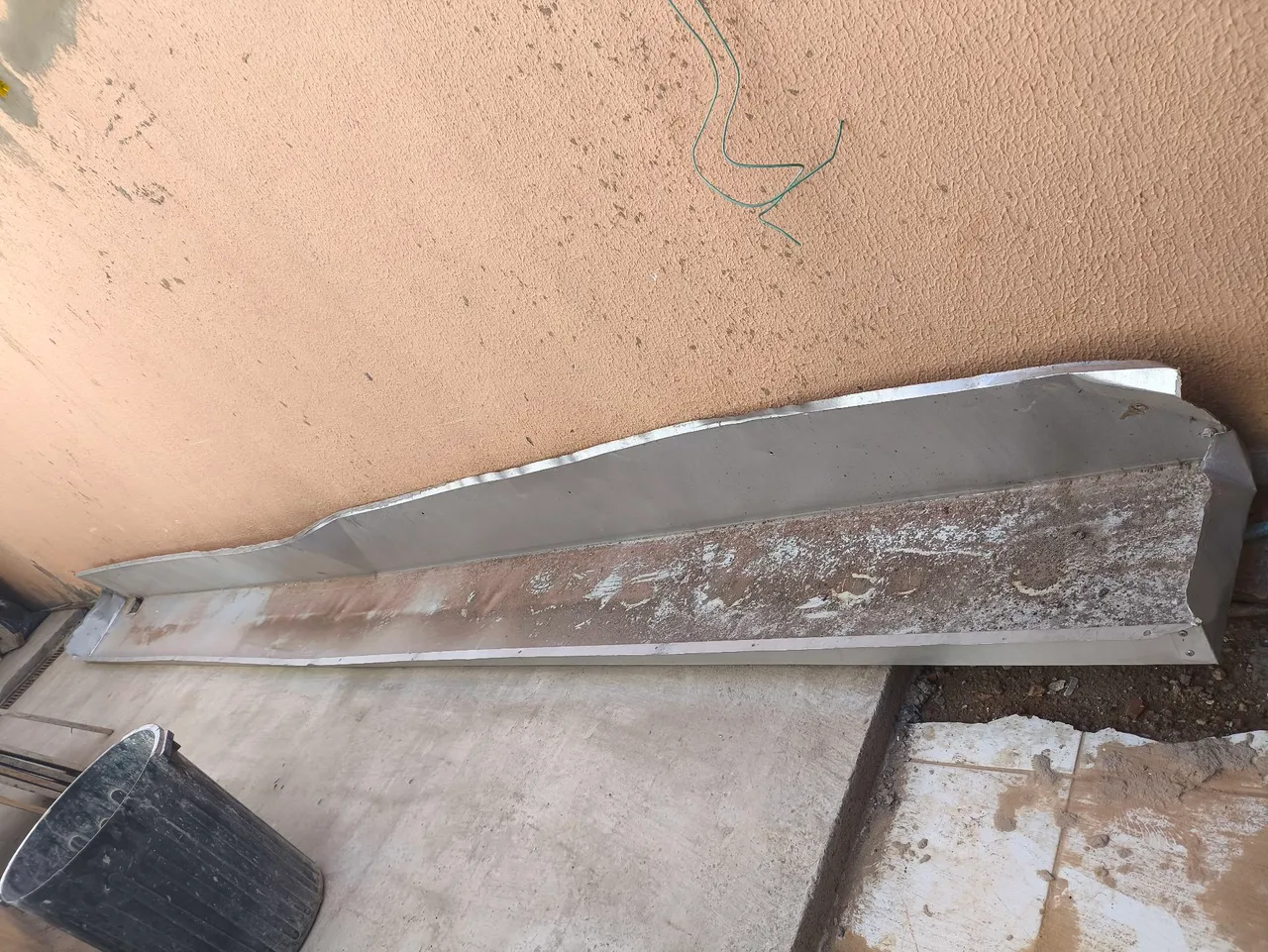 Calha de alumínio para construção