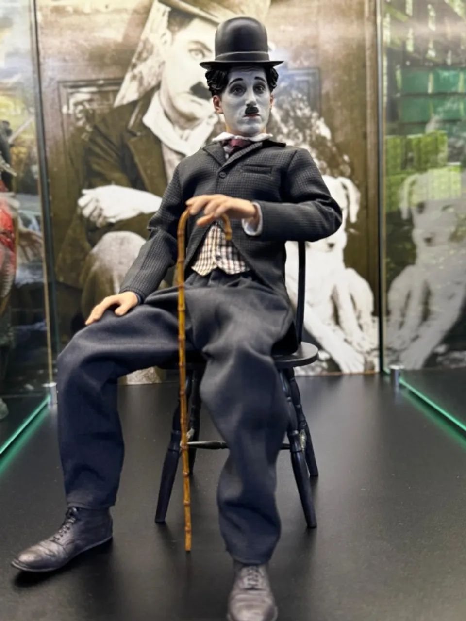 Charles Chaplin 1/6 - Zcwo Studios - tipo Hot Toys - RARISSIMO