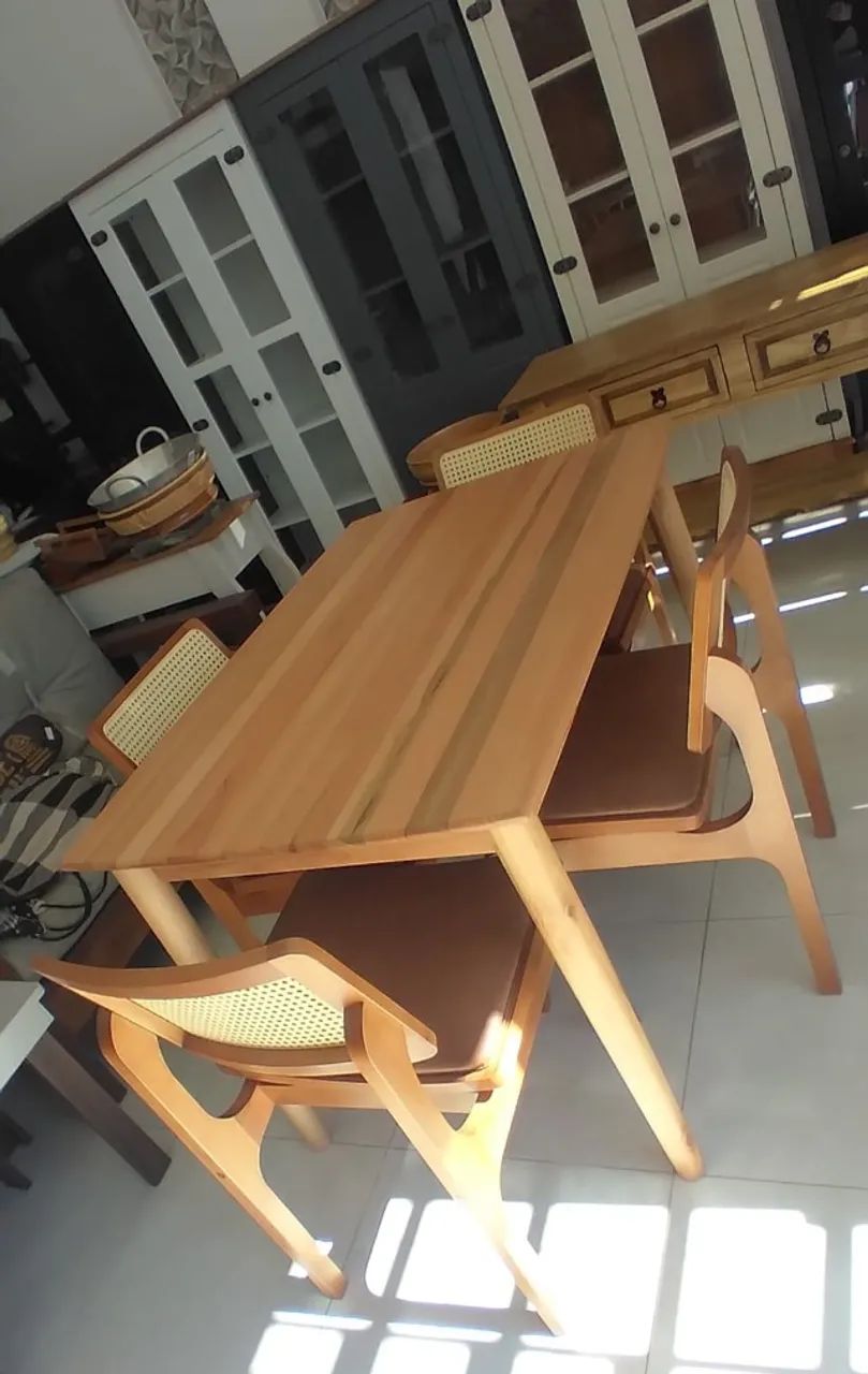 Conjunto Mesa Retangular + 4 Cadeiras - Foto 4
