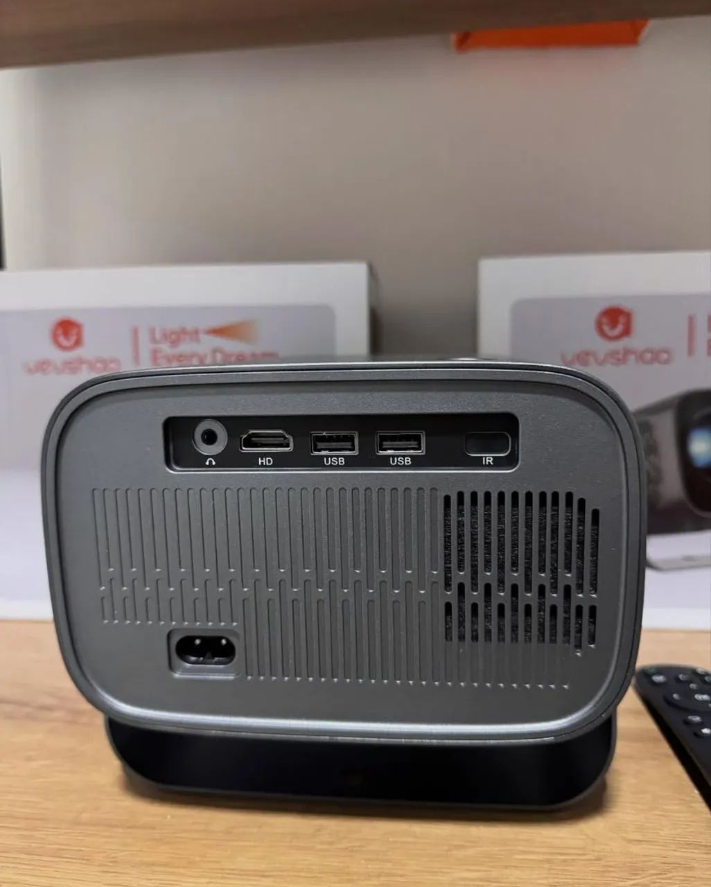 Projetor Vevshao a12 720p - Foto 3