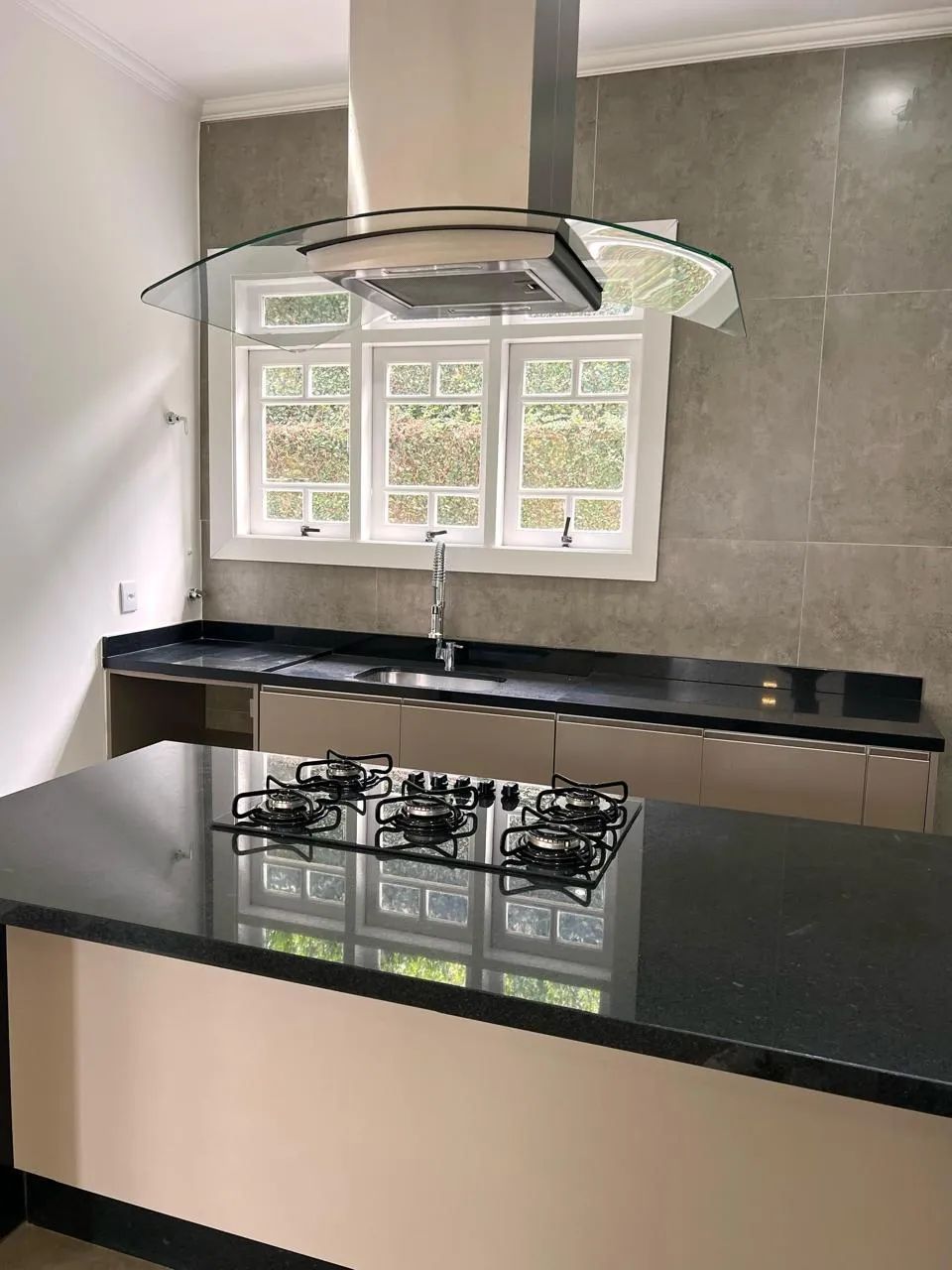 Casa à venda e para alugar em Barueri, Aldeia da Serra, com 4 quartos, com 322 m² - Foto 9