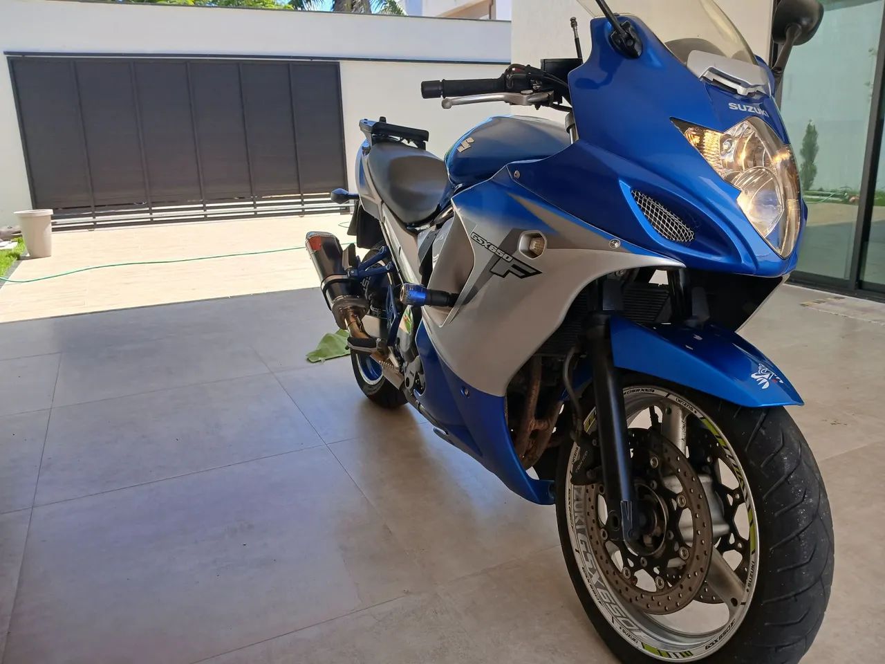 Suzuki GSX 650F - 2 dono.  Manual e chave reserva.  - Foto 3
