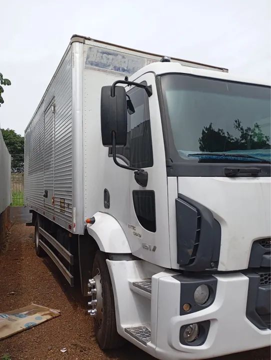 Caminhão Ford Cargo 1517 Baú - Foto 3