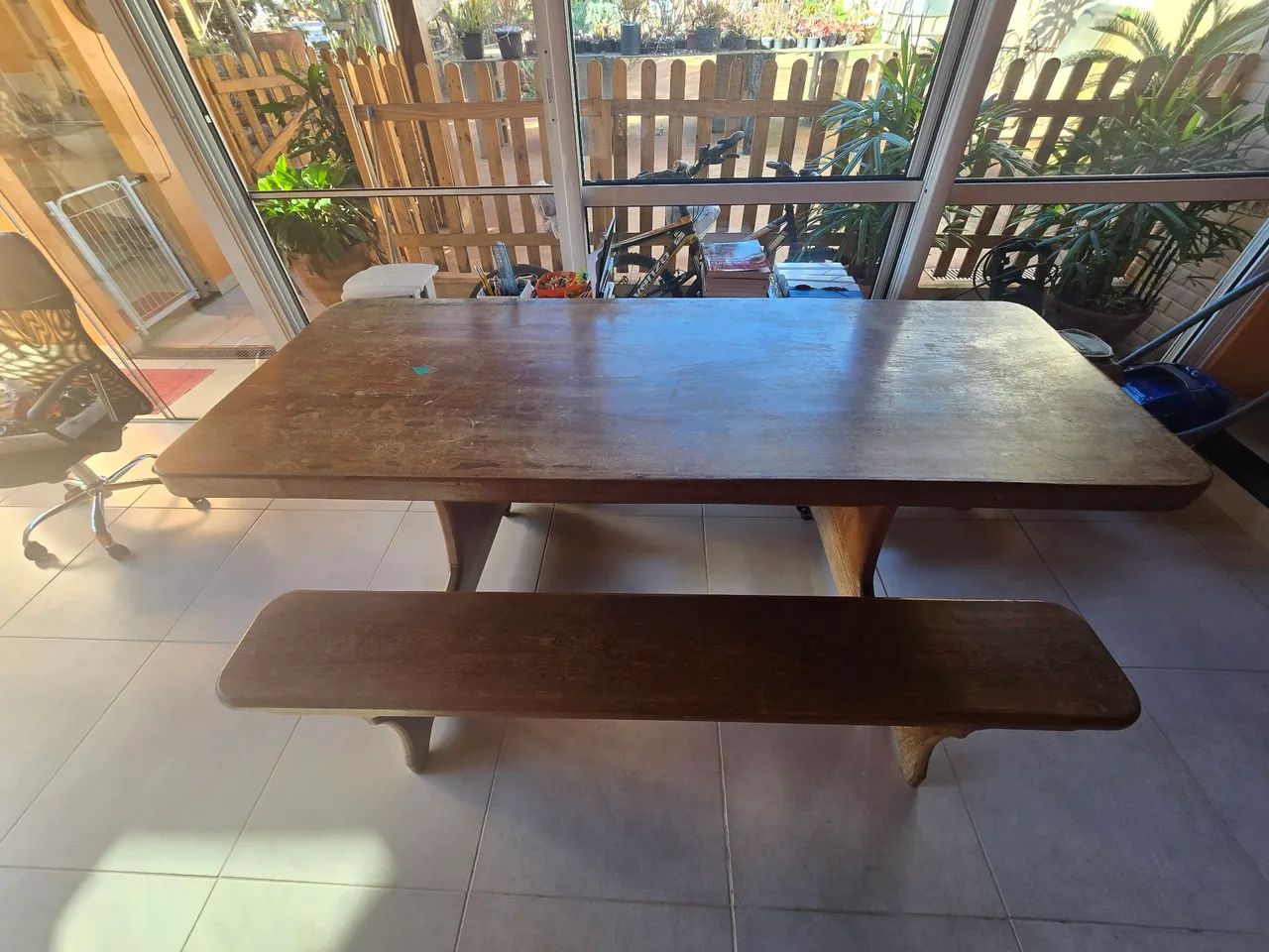Mesa de Jantar de Madeira Rústica com Banco - Foto 2