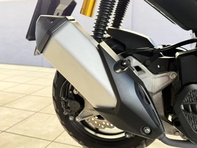 Honda ADV 150 ABS 2024 (1.300 Km) - Foto 4