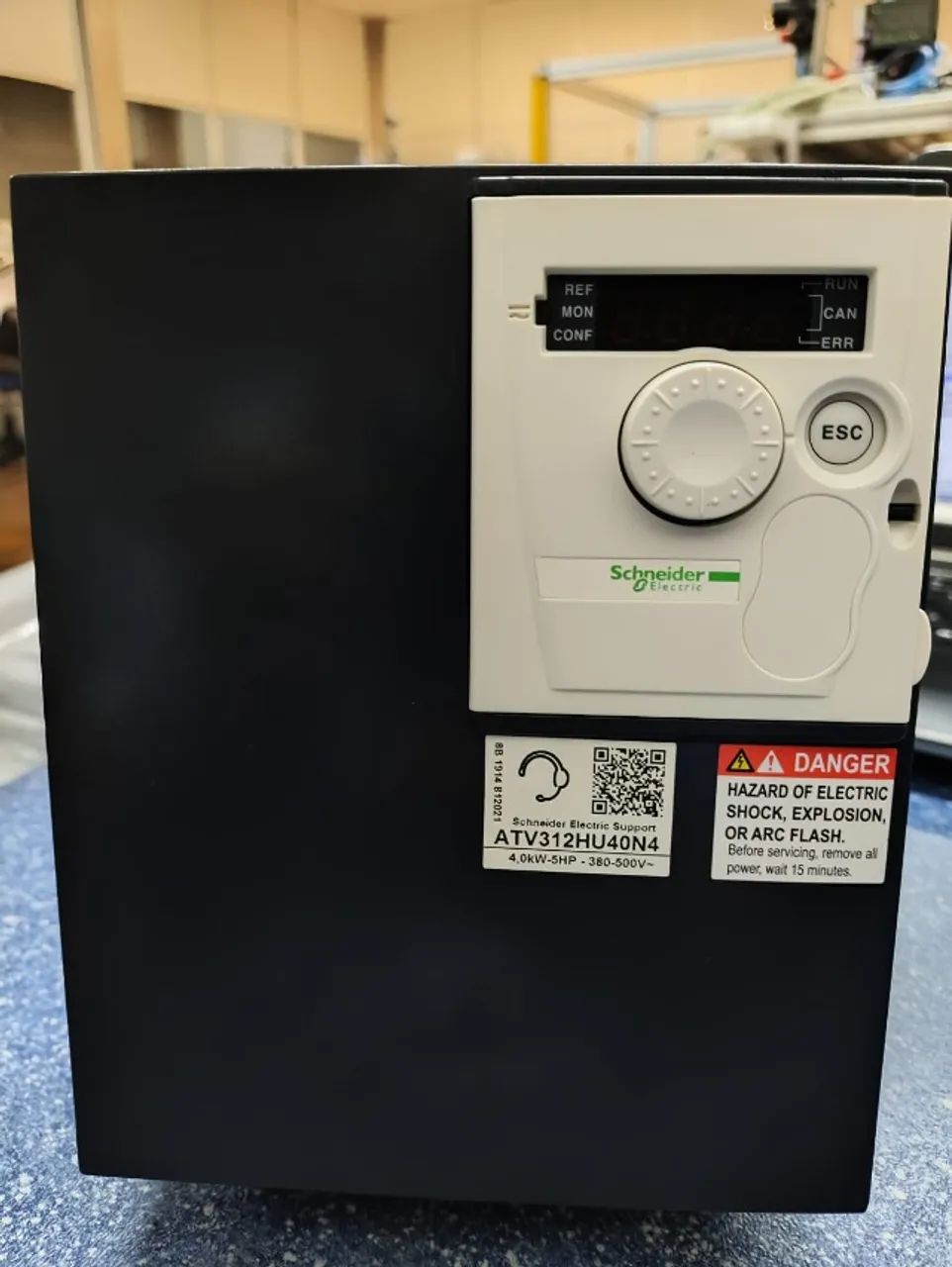 INVERSOR DE FREQUÊNCIA SCHNEIDER 5HP/380V NOVO