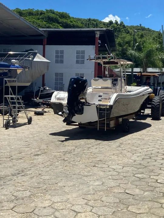 Lancha Fly23  com Mercury 200 impecável  - Foto 4