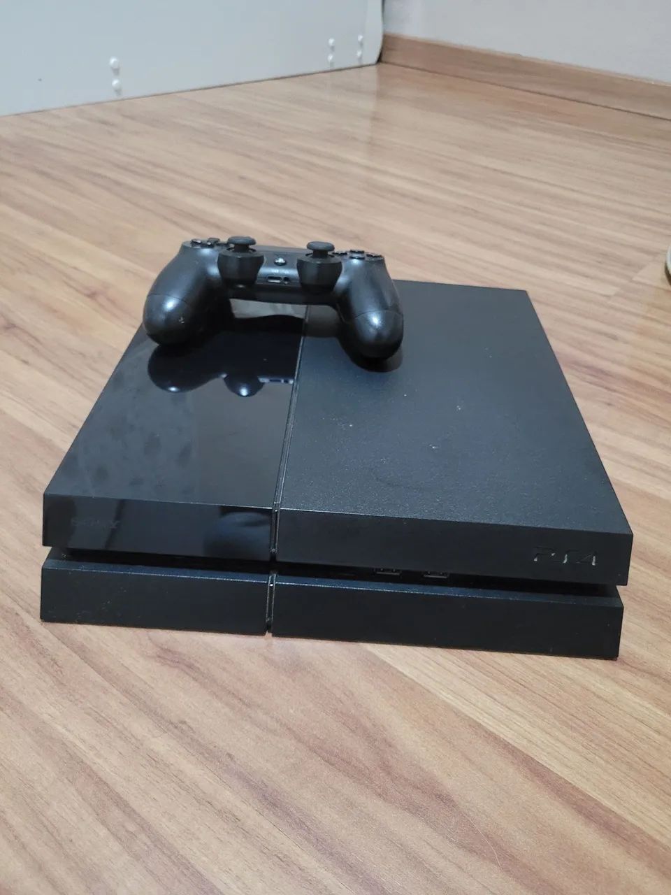 PS4 com jogos Street Fighter V e Need for Speed Rivals - Foto 2