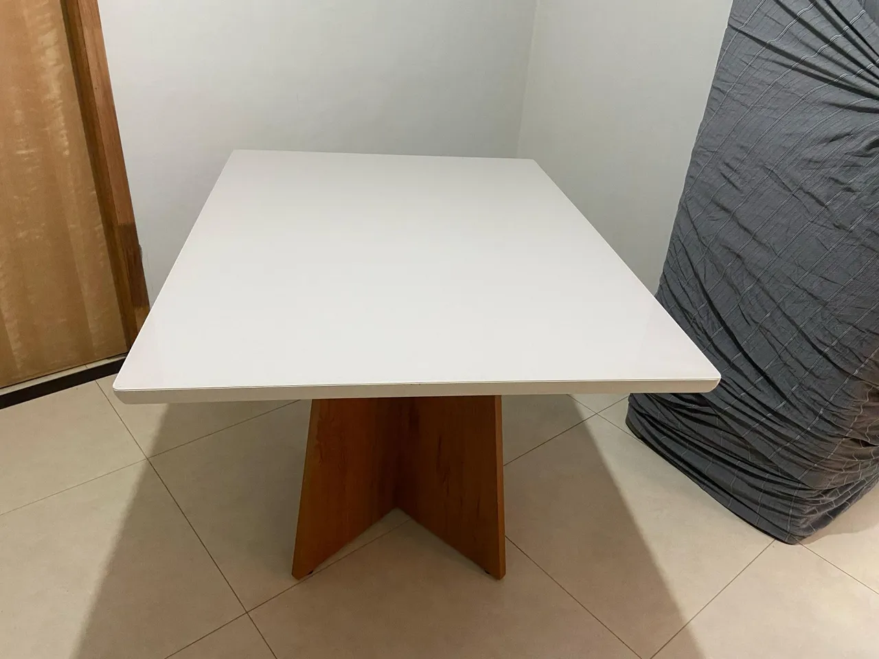  Conjunto Mesa de Jantar 4 lugares