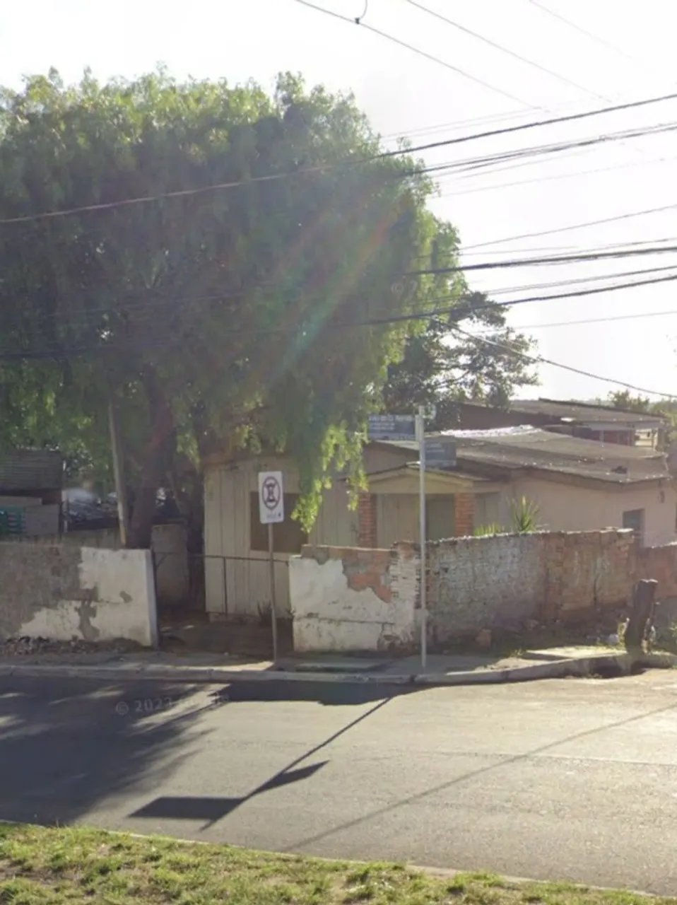 Terreno grande de esquina R$ 160.000,00 