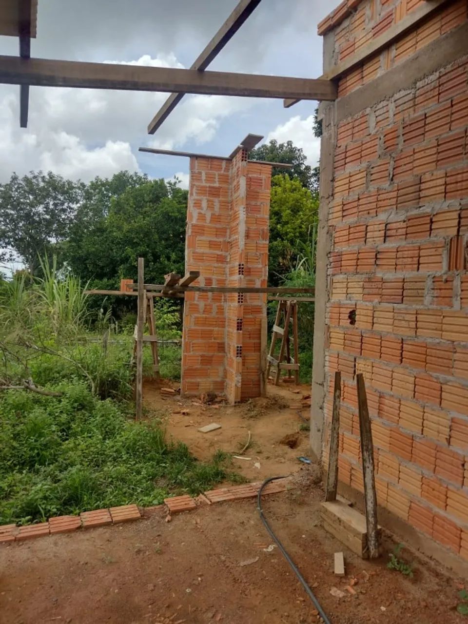 Negocio terreno com casa em fase de acabamento  - Foto 2