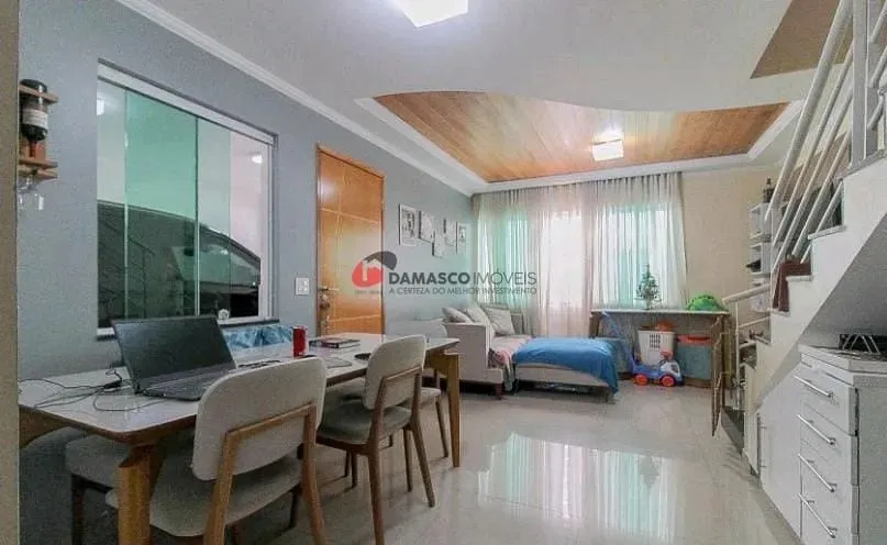 Sobrado à venda 3 Quartos, 1 Suite, 2 Vagas, 130M², Vila Alpina, São Paulo - SP