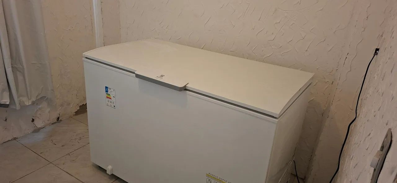  Vende se Freezer 400L Eletrolux 220v