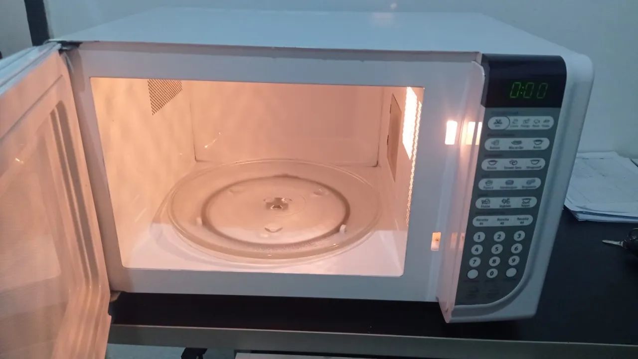 Microondas Electrolux 31litros - Foto 5
