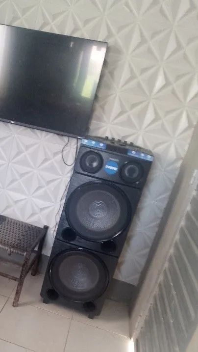 Caixa de som Philips.  - Foto 2