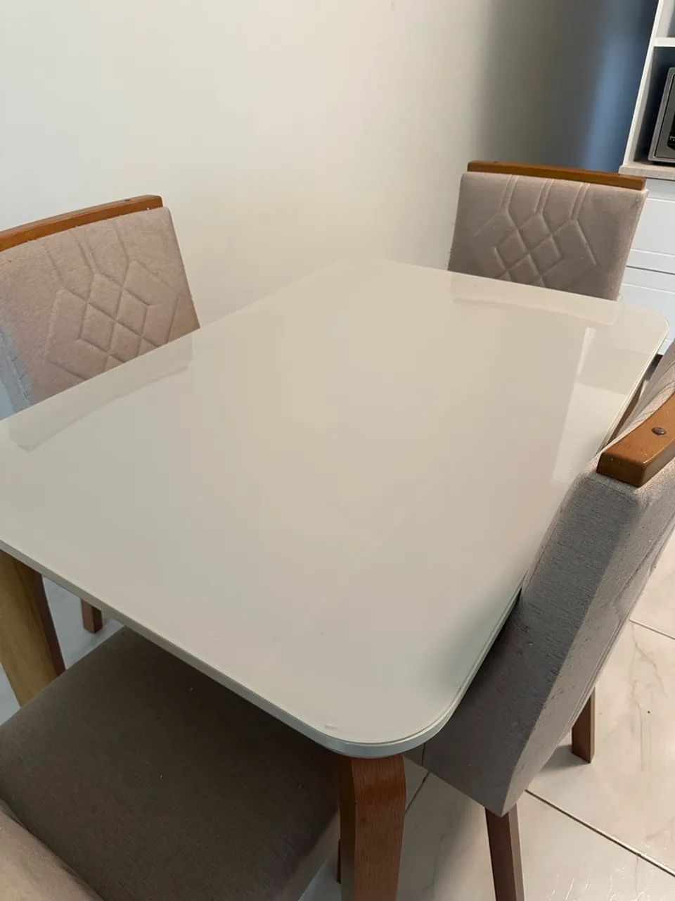 Conjunto de jantar - mesa + 4 cadeiras  - Foto 3