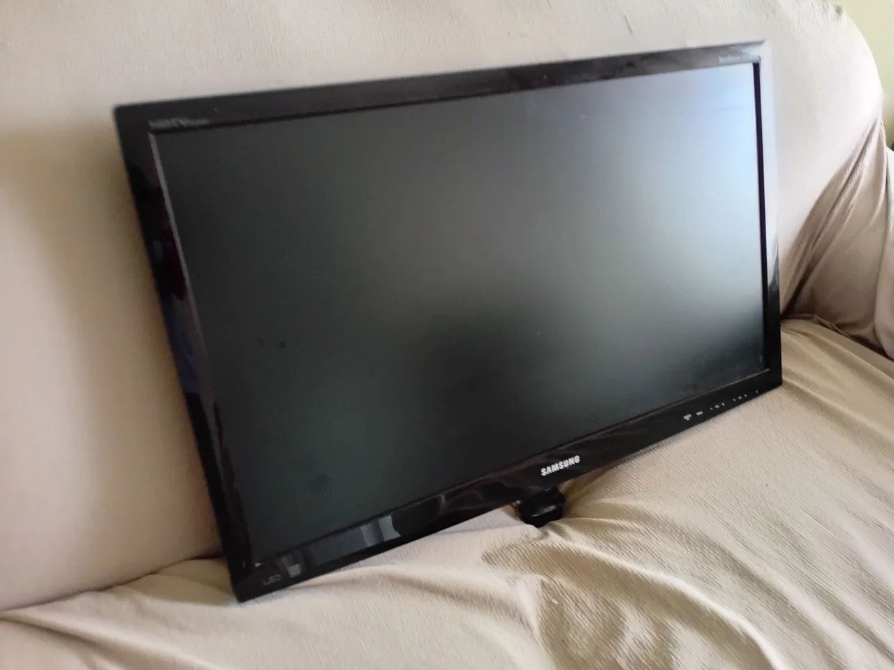 TV Samsung 30 pol c/ defeito usada