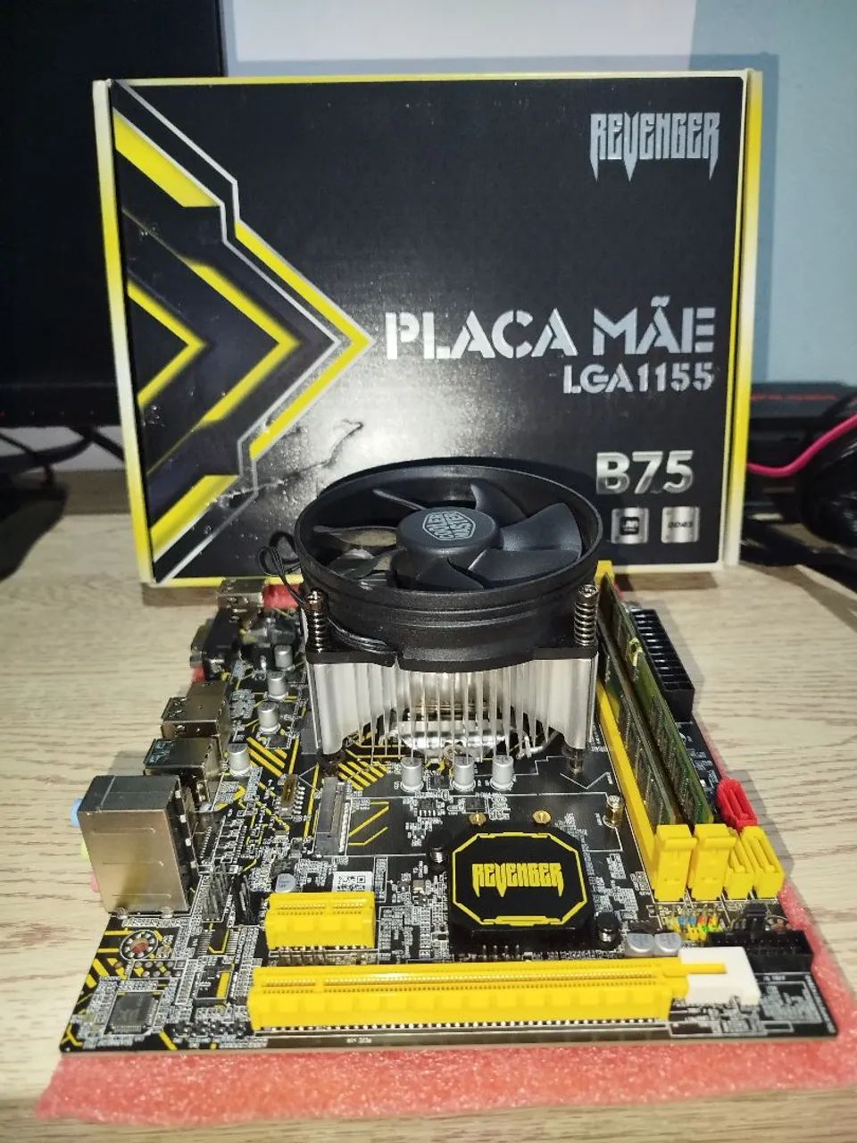 Kit i7 2600 + placa mãe 1155 + 8gb ram  + cooler - Foto 3