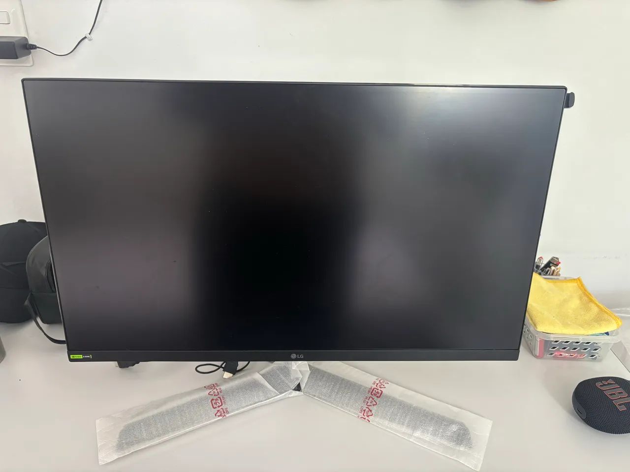 VENDE-SE MONITOR LG 27 POLEGADAS 