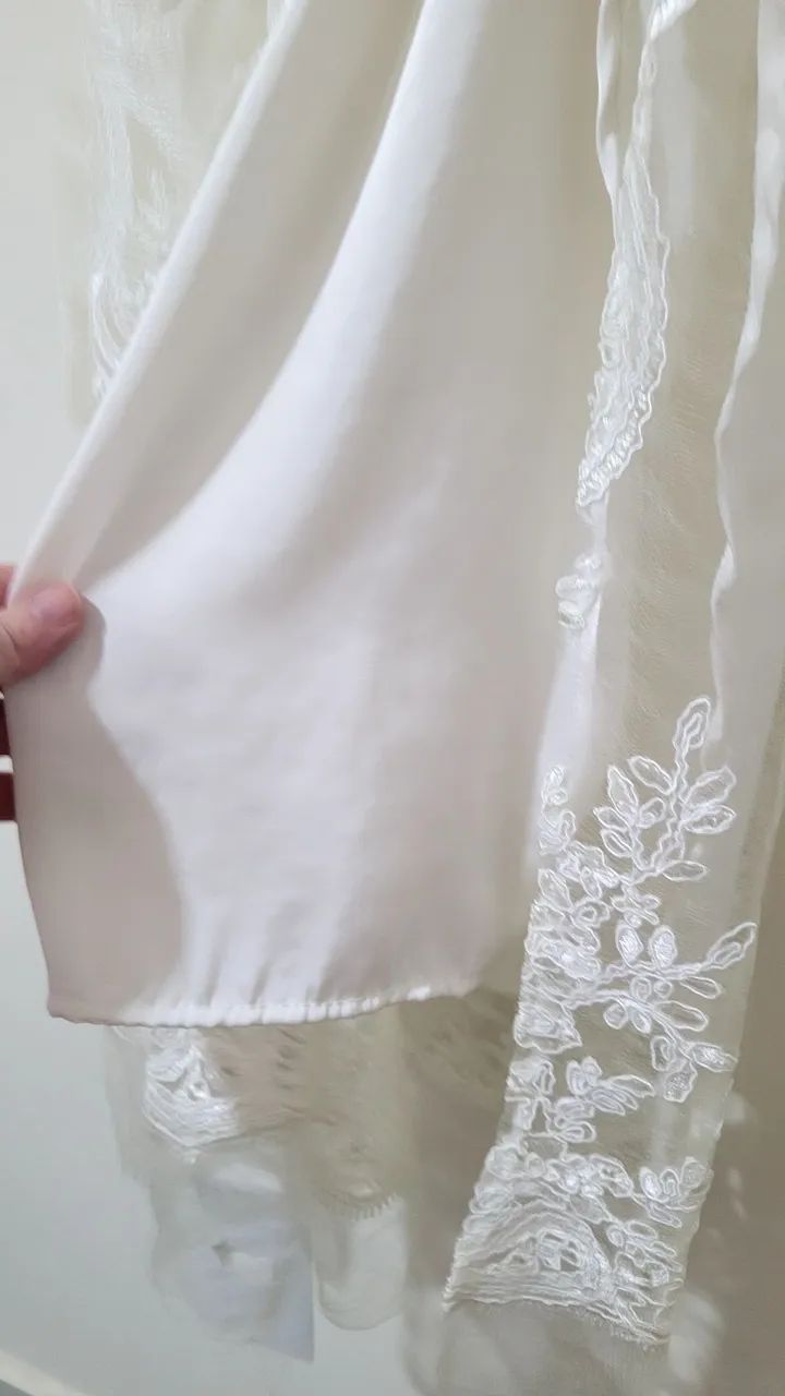 Vestido de Noiva Branco Boho / Minimalista - Renda Bordada - Foto 4