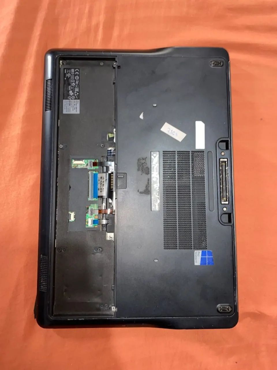Notebook Dell Latitude E7440 - Ultrabook (sem HD/SSD, sem RAM e sem bateria)  - Foto 4