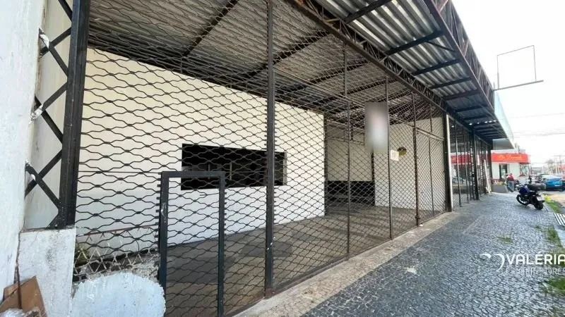 EXCELENTE GALPÃO COM 600 M² !! - Foto 3