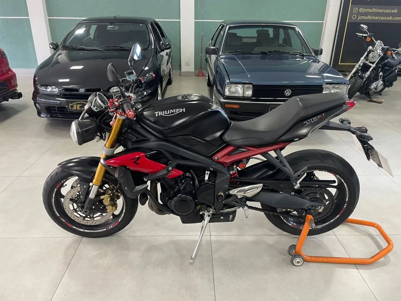 Triumph Triple 675r 2015 - 1490635182 | OLX