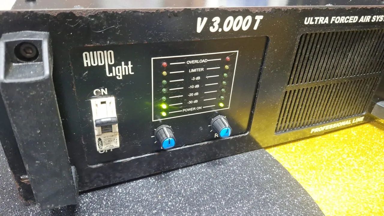 POTÊNCIA AUDIO LIGHT VT 3000 