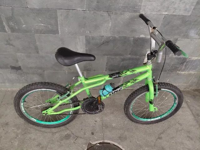 Bicicleta aro 20 pegar e andar - Foto 4