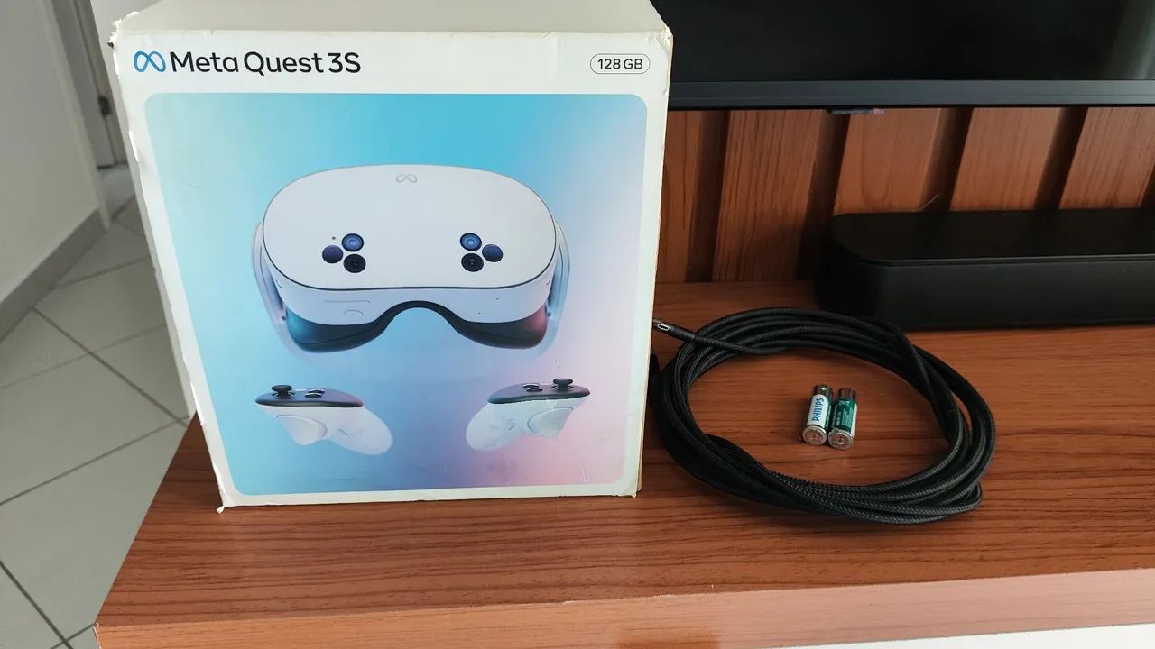 Quest 3s - 8 meses de uso - Consoles de Vídeo Game - Centro