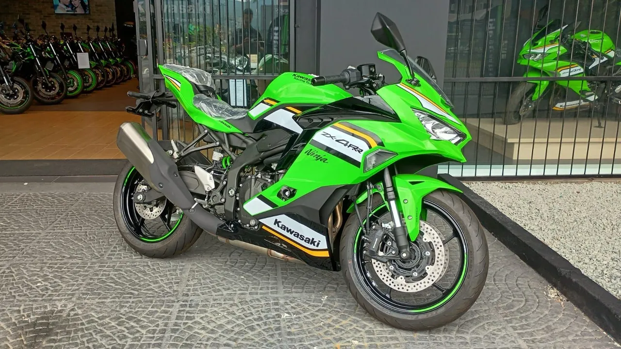 Motos Kawasaki Ninja Zx-4rr no Brasil