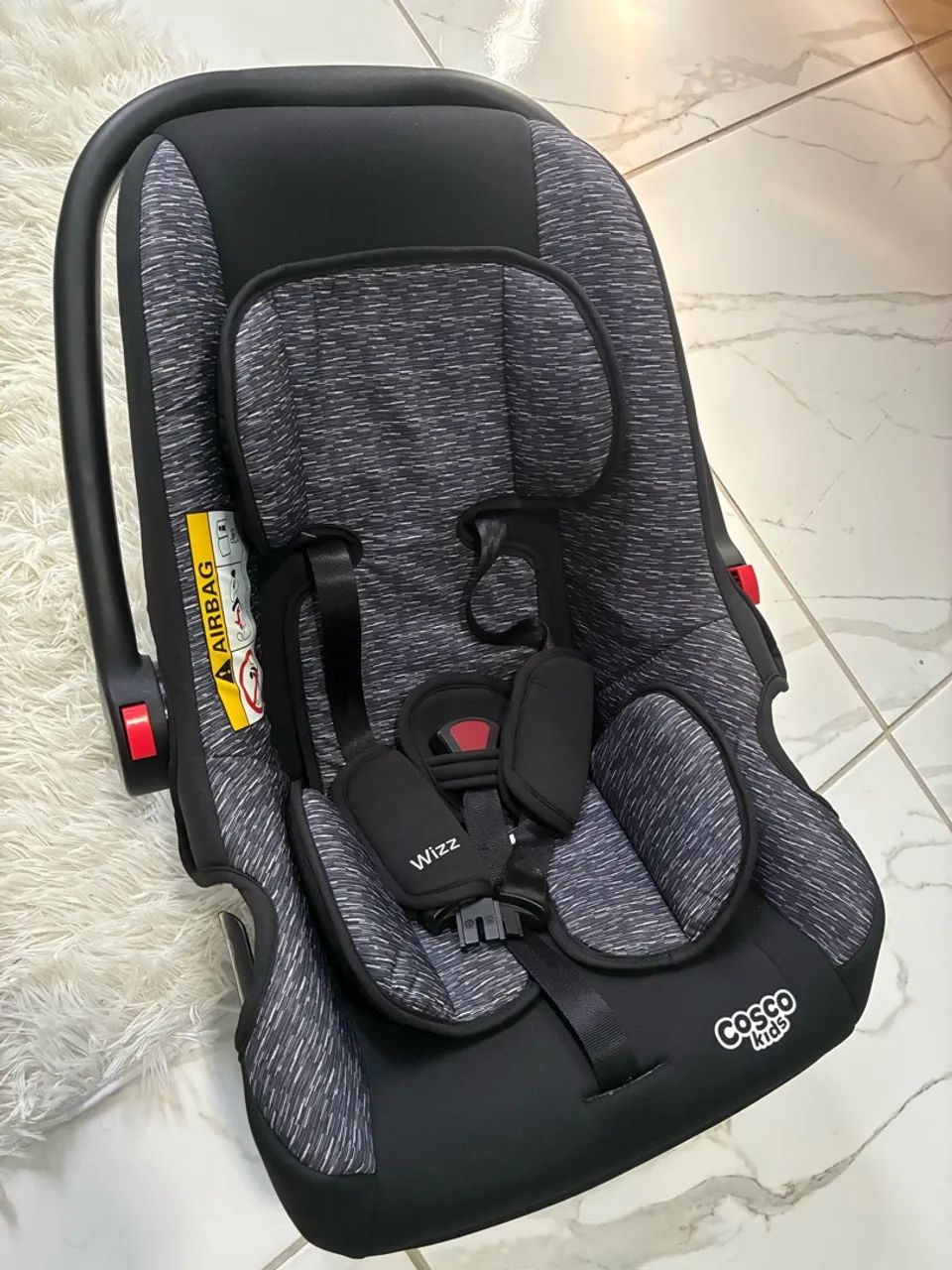 Carrinho de bebê com bebê conforto da cosco - Foto 5