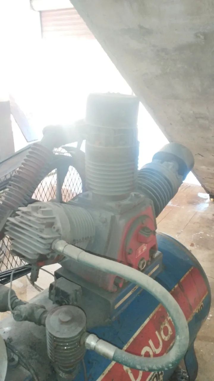 Compressor 350L em perfeito estado  - Foto 2