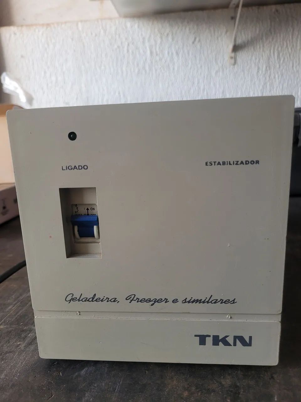 Estabilizador de voltagem