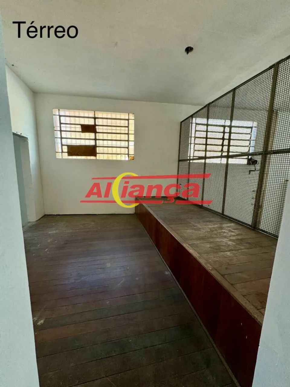 Prédio para indústria ou comércio em excelente estado com 4 andares - Foto 2