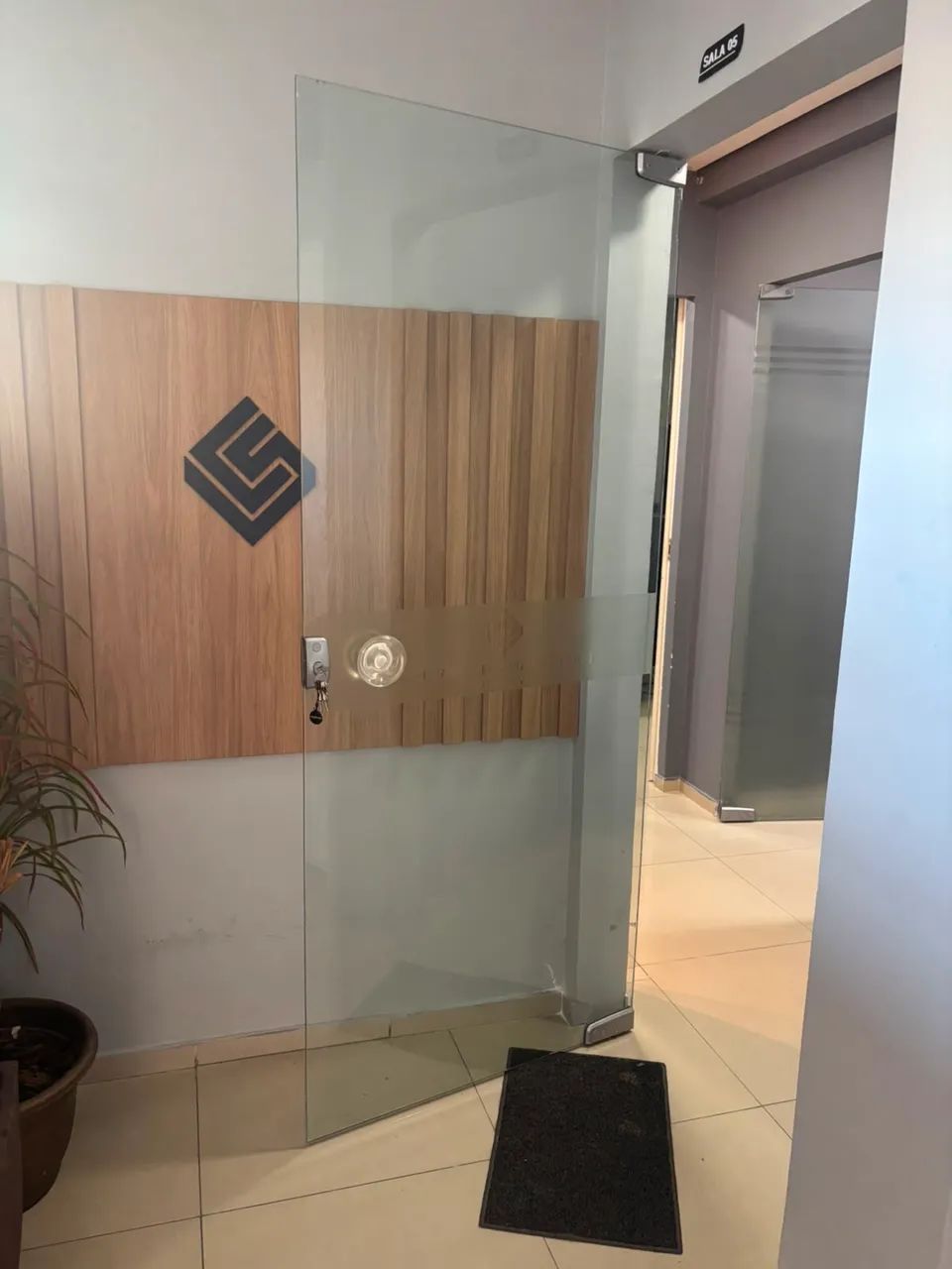 REPASSE DE ESCRITÓRIO - SALA COMERCIAL - Foto 3