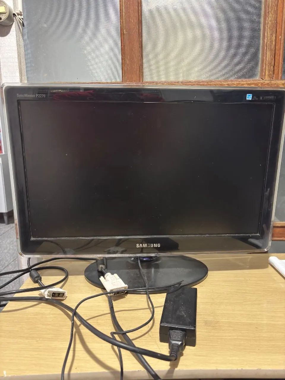 Monitor 22 polegadas Samsung para gamer/escritório + cabos (ótimo estado e barato) - Foto 3