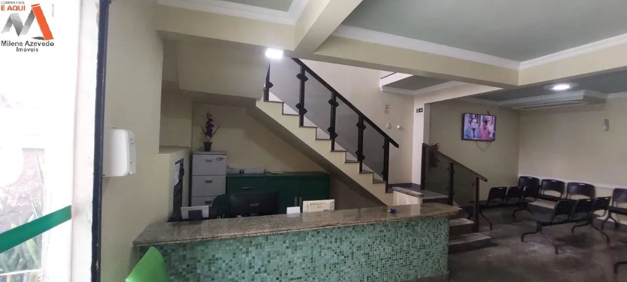 Prédio comercial de 595 m² em 2 pavimentos, pronto para receber sua empresa