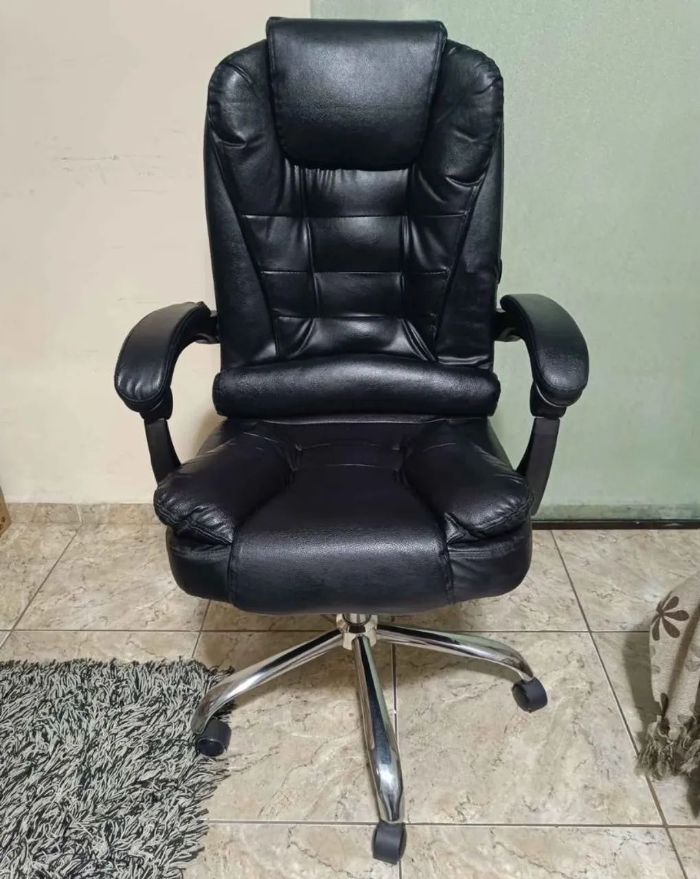 Cadeira Presidente NOVAS  - Foto 2