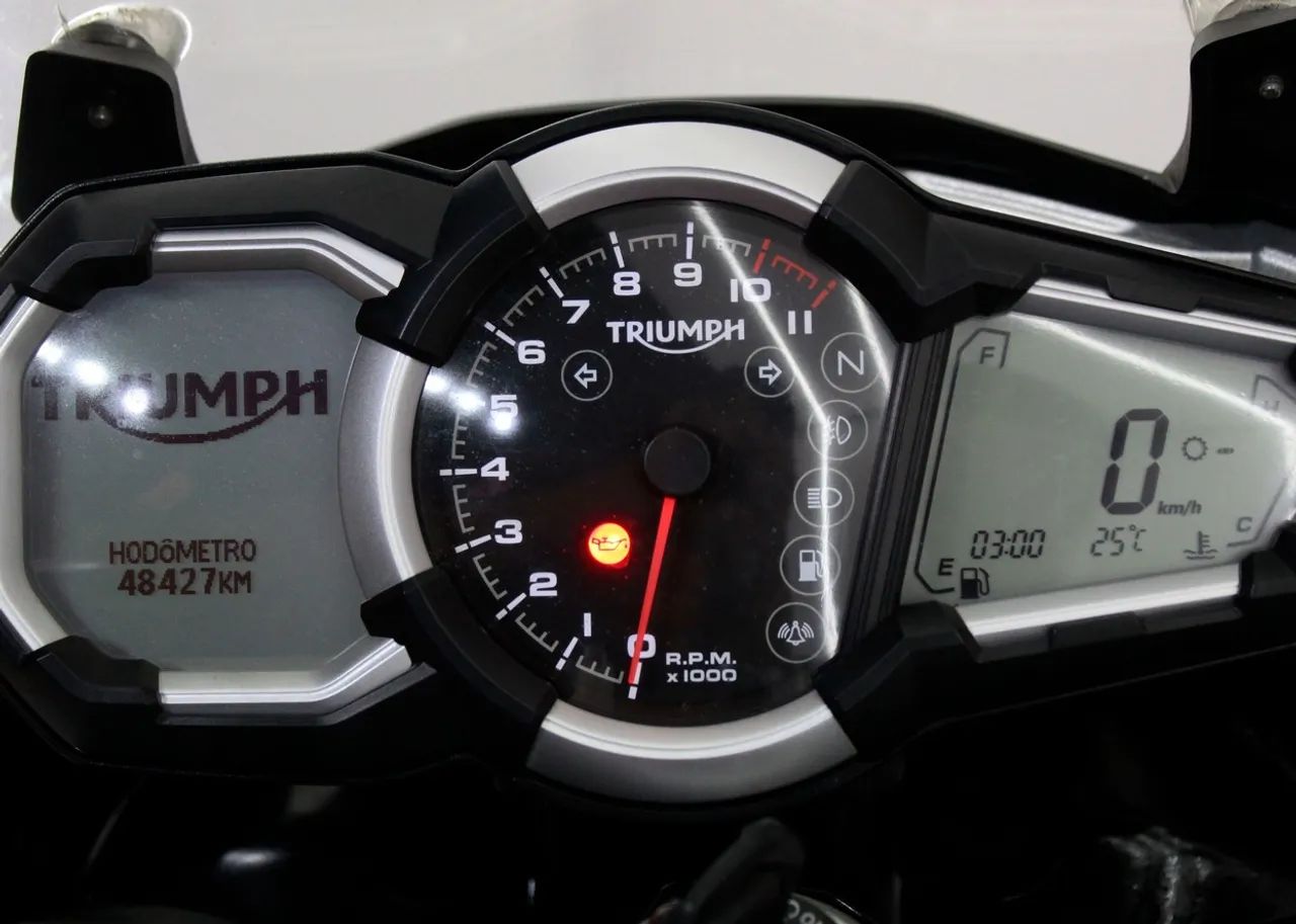 TRIUMPH TIGER EXPLORER XCX  - Foto 5