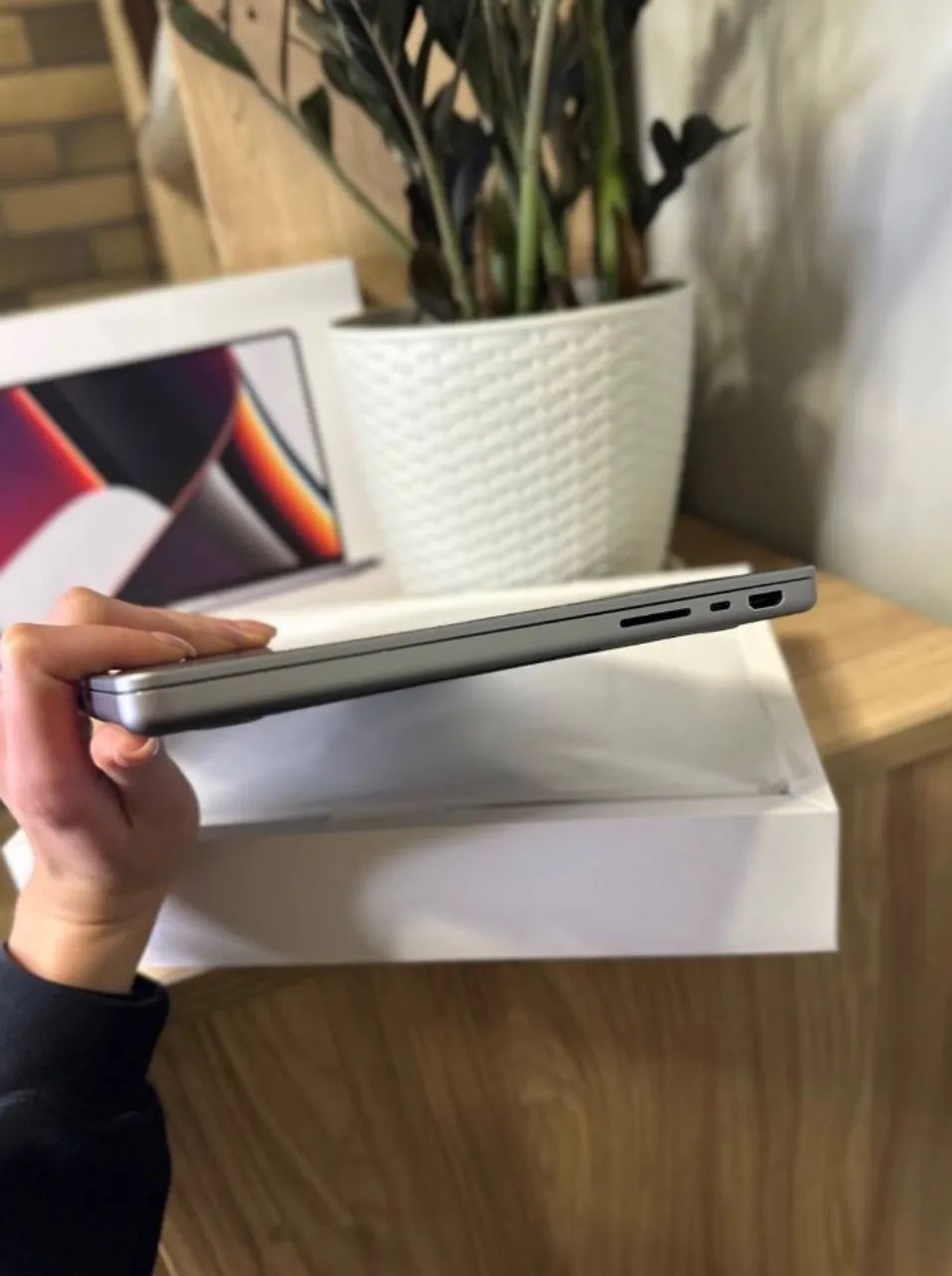 MACBOOK PRO 14-INCH - M1 PRO - Foto 4