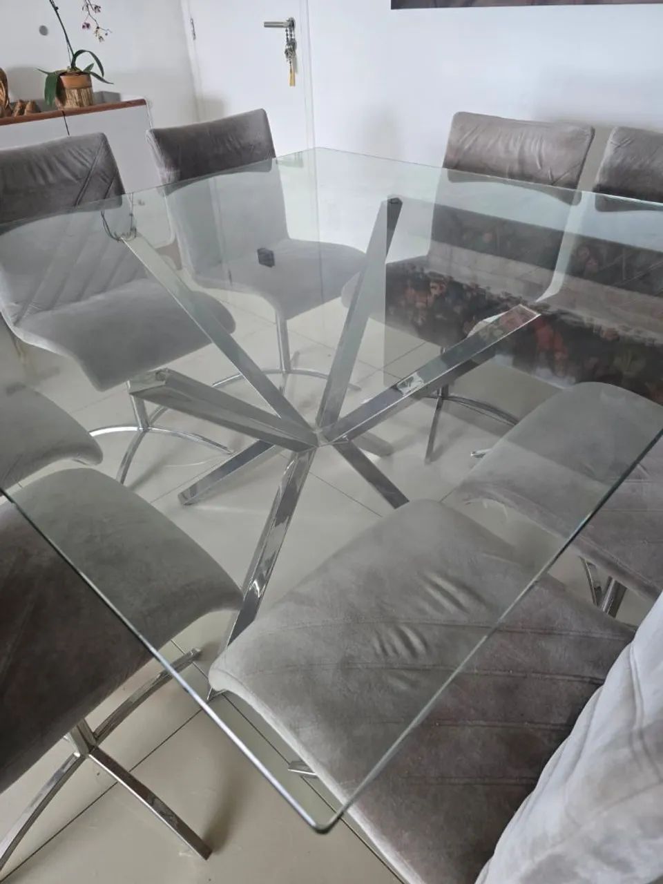 Mesa quadrada com 8 cadeiras  - Foto 2