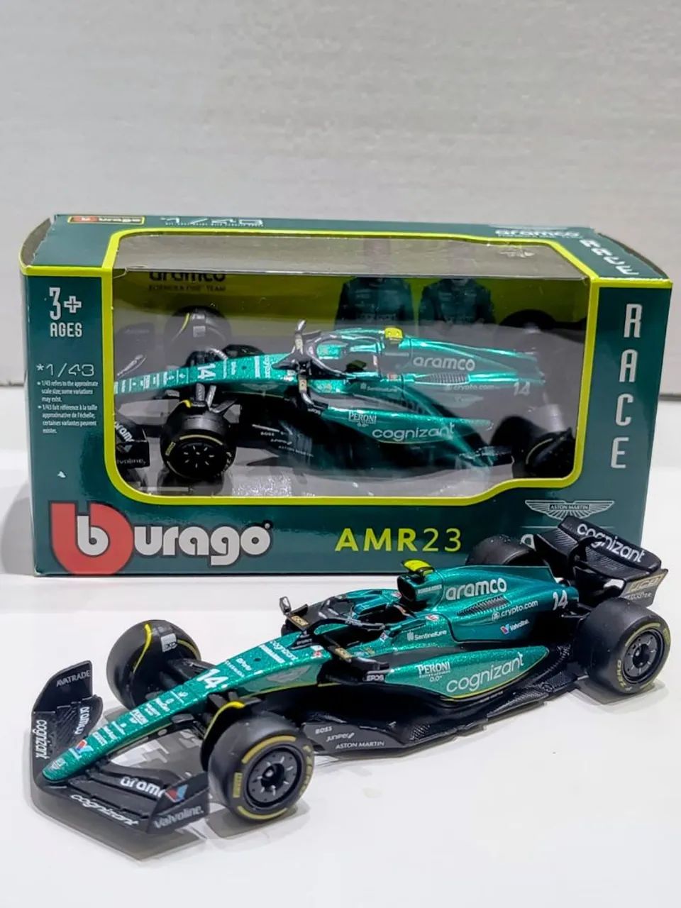 Aston Martin Fernando Alonso Escala 1:43 - Foto 5