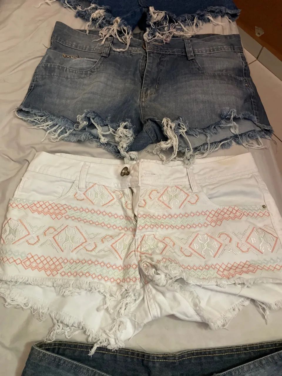 Shortinhos jeans  4 peças ? - Foto 4