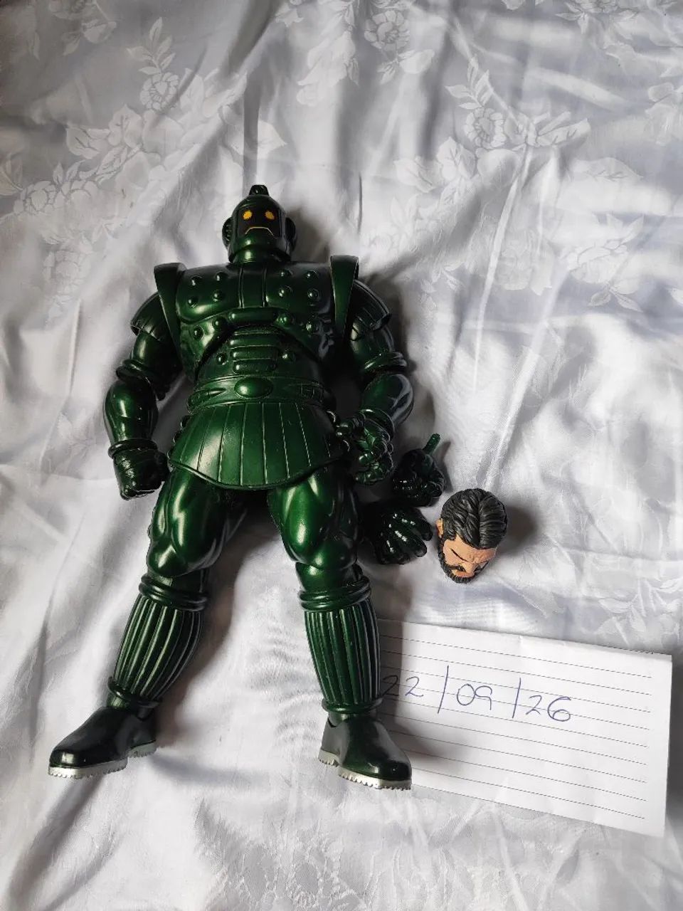 Marvel select Titânio 