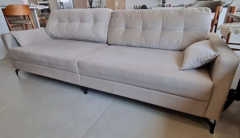 SOFÁ CLÁSSICO PARA 4 LUGARES SUPER CONFORTÁVEL - Foto 2