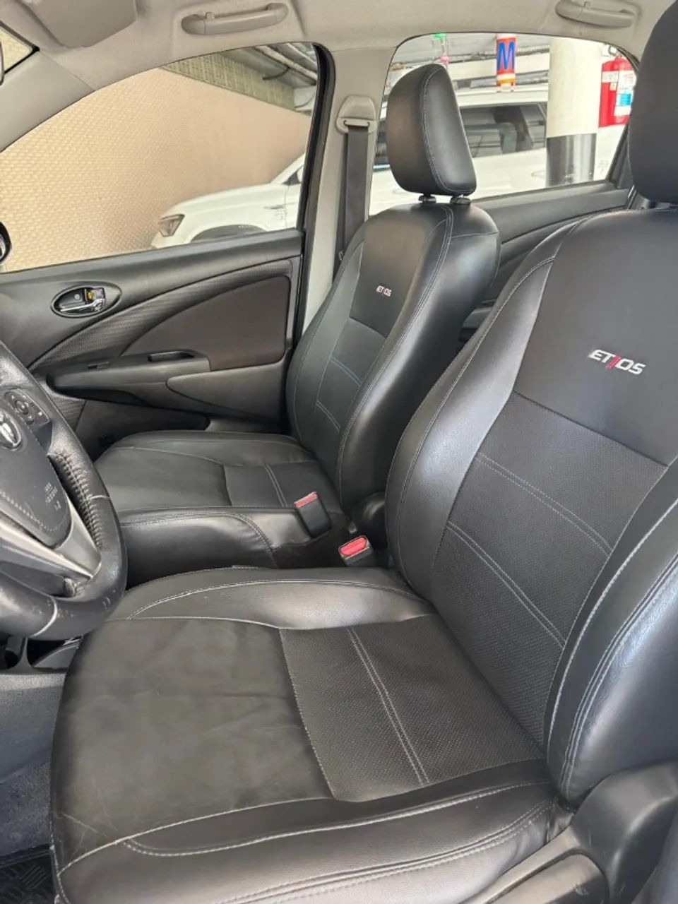 Toyota Etios Platinum Sed. 1.5 Flex 16V 4P Aut. 2018 - Foto 10
