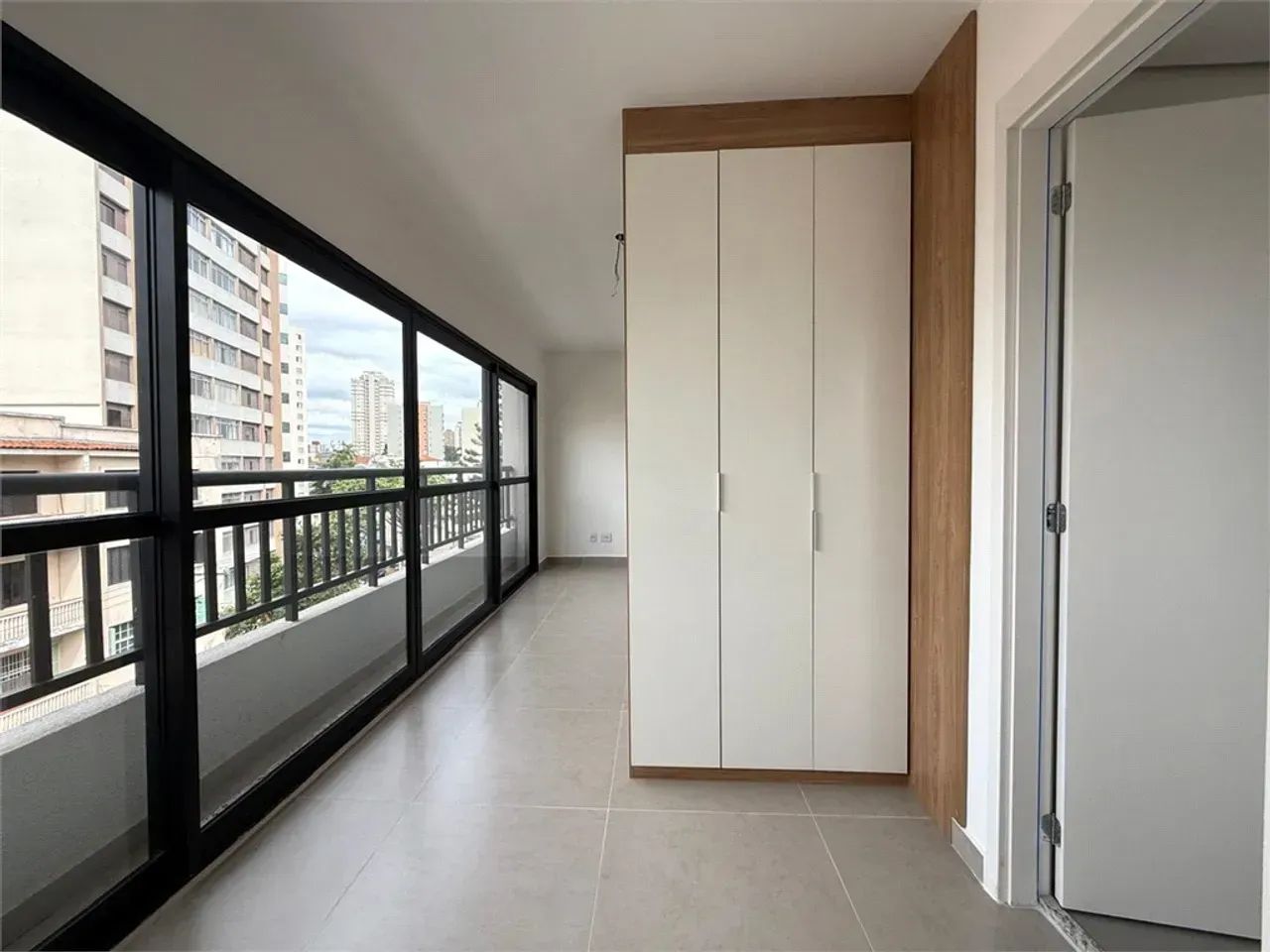 Studio com Planejados à venda em Santana | 33m² | Varanda | Próximo ao Metrô