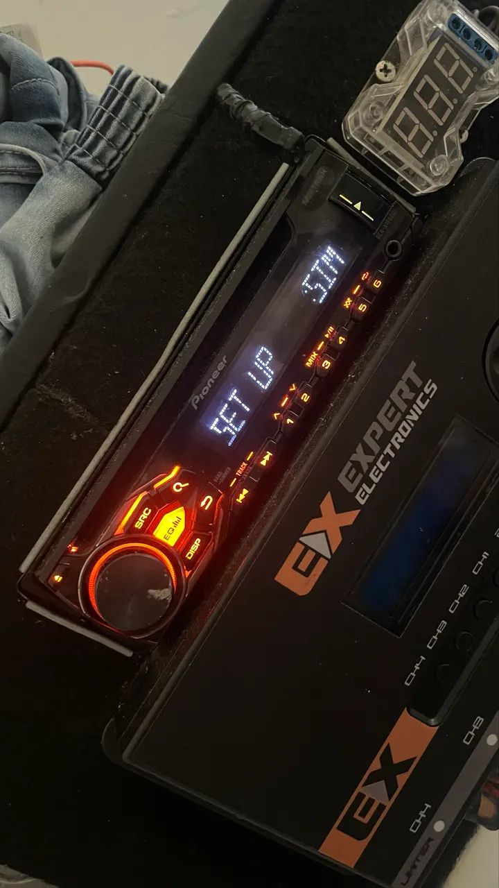 Toca CD Pionner DEH x1880ub