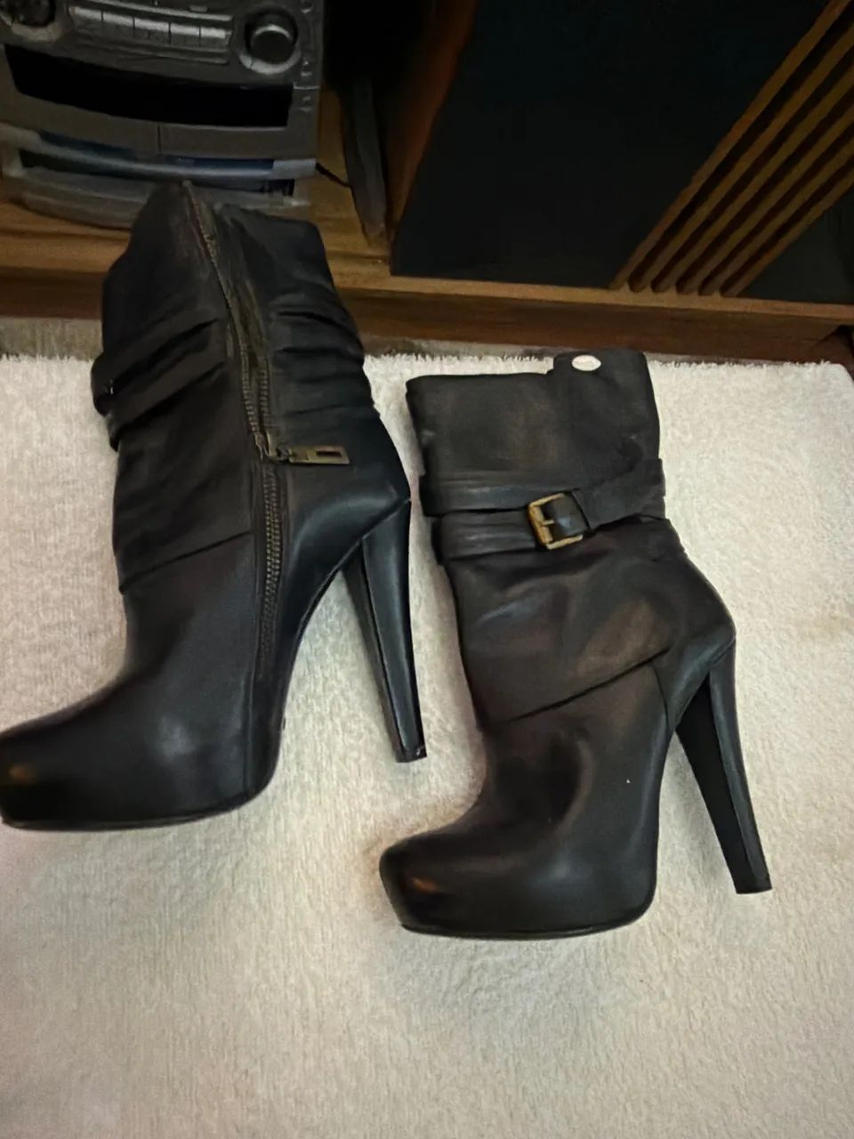 Bota 100% couro SCHÜTZ  - Foto 2